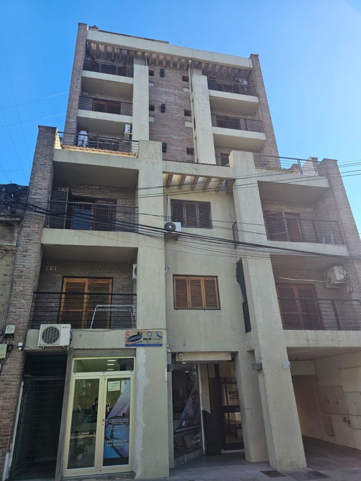 ALQUILER DPTO. A 1 CUADRA PLAZA DE MAYO